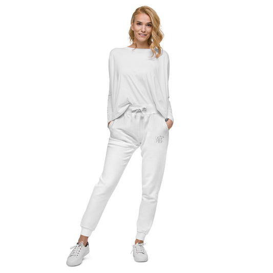 Andreco Bradford’s (White on white) fleece sweatpants
